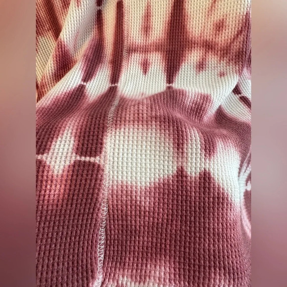 ANTHROPOLOGIE PILCRO L Waffle Weave Dolman Sleeve Raspberry Tie Die Cowl Neck - Picture 12 of 12